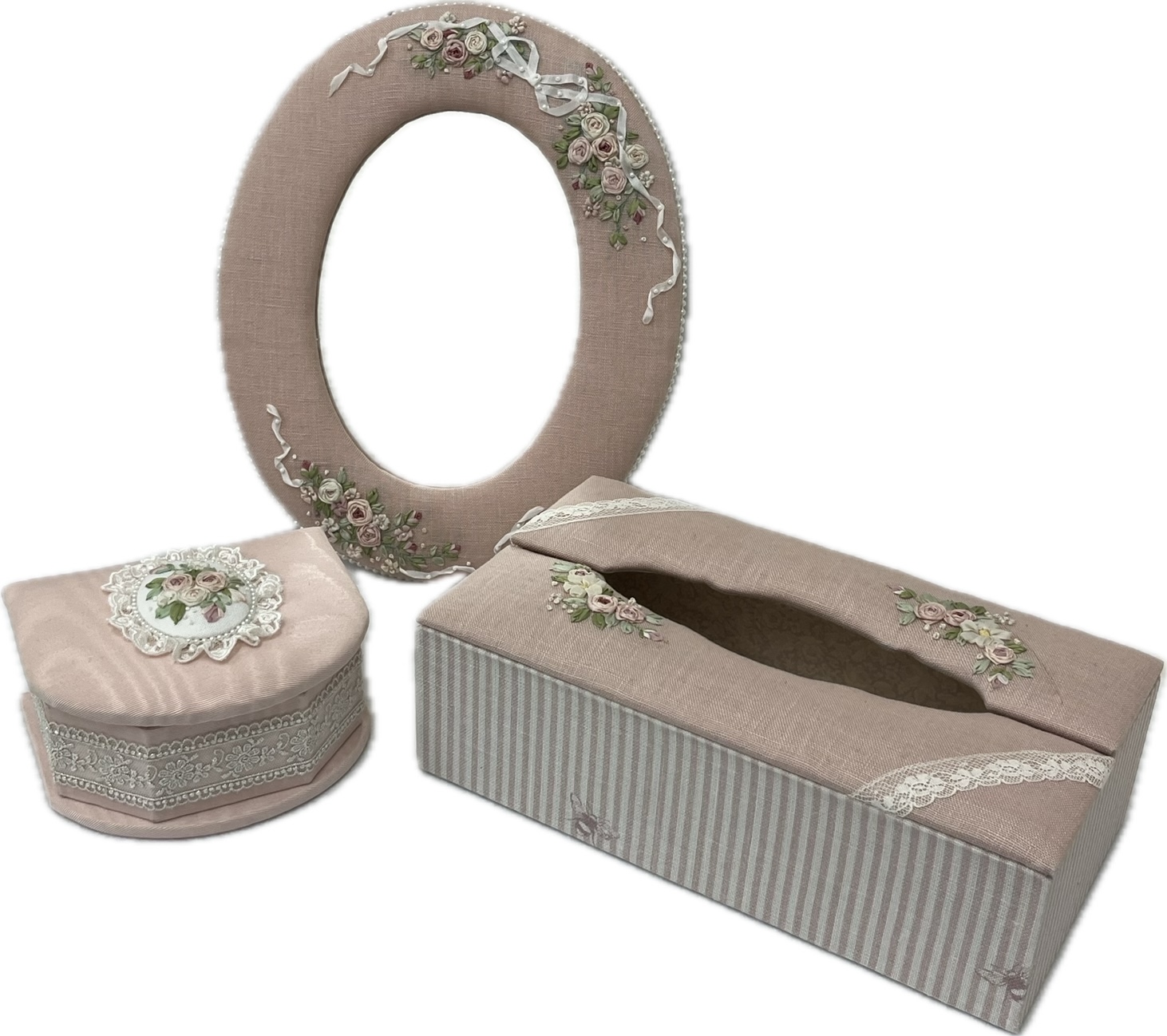 初心者様から楽しめる ときめきのリボン刺しゅう 春の新講座 4/22(水)特別体験会