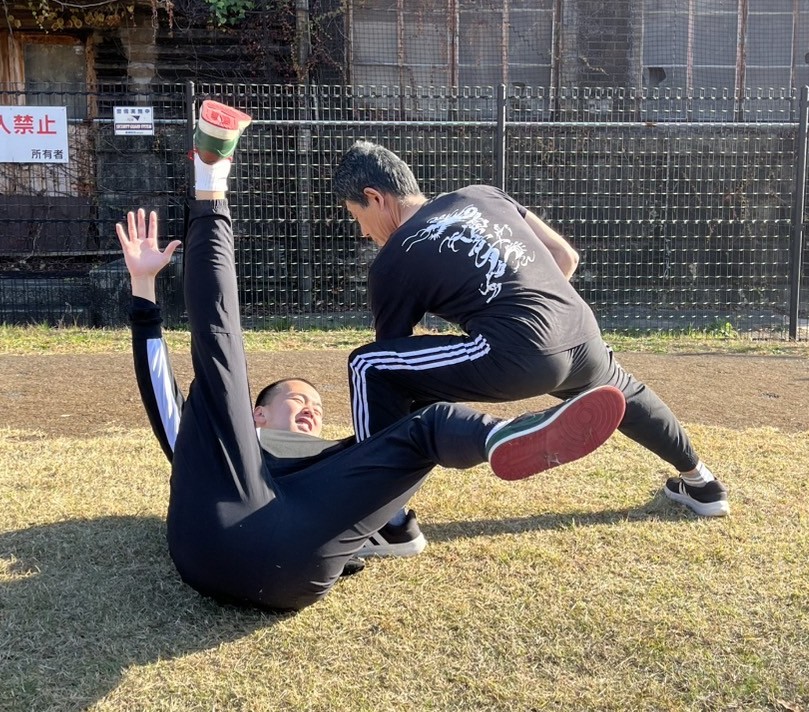 護身で身を守り、体と心をほぐす はじめての健康カラテ