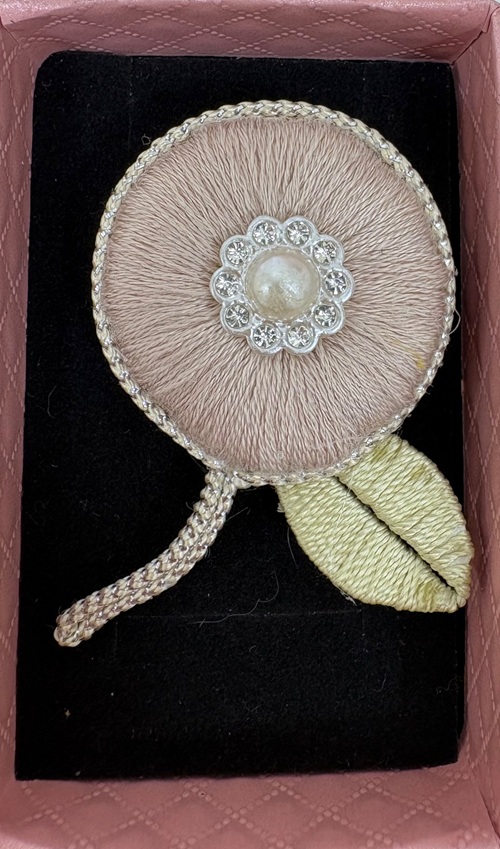 初心者から楽しめる フェルト刺しゅうブローチ(全3回) 3/26・4/23・5/28(木)