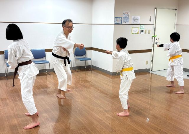 南林間(月)幸栄館空手道17:45～