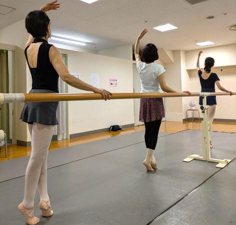 バレエで美しい姿勢と体幹をつくる バレエエクササイズ 月4回