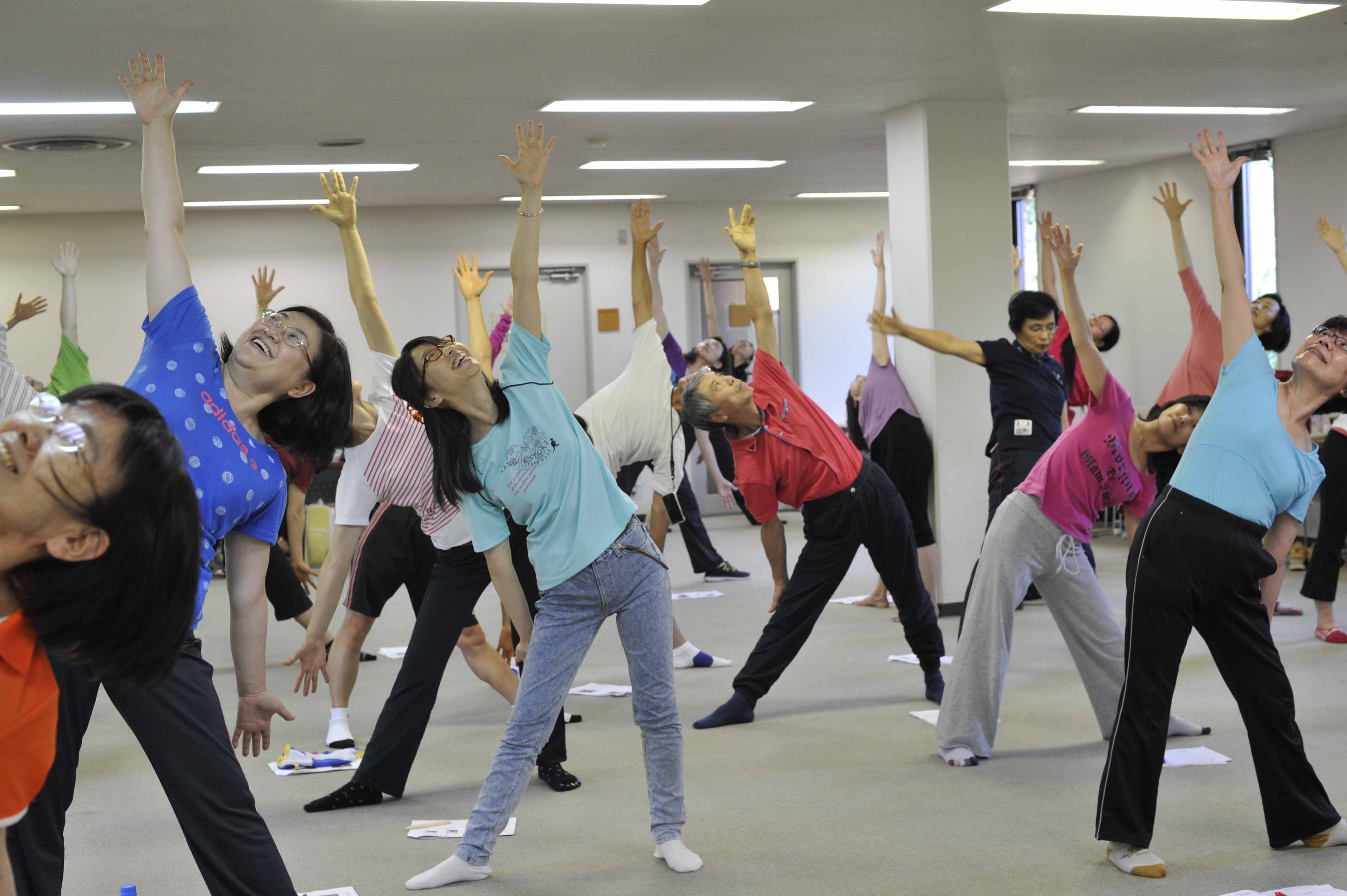 姿勢のゆがみを自分で整える ★エゴスキュー体操 ■新講座体験会 4/2・4/16(木)
