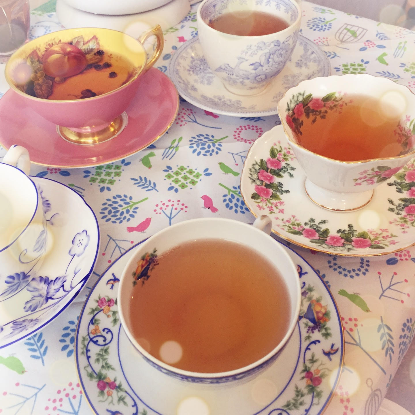 今日からティータイムの楽しみが広がる! 五感を磨く!紅茶教室 【春の新講座】4/14(火)スタート