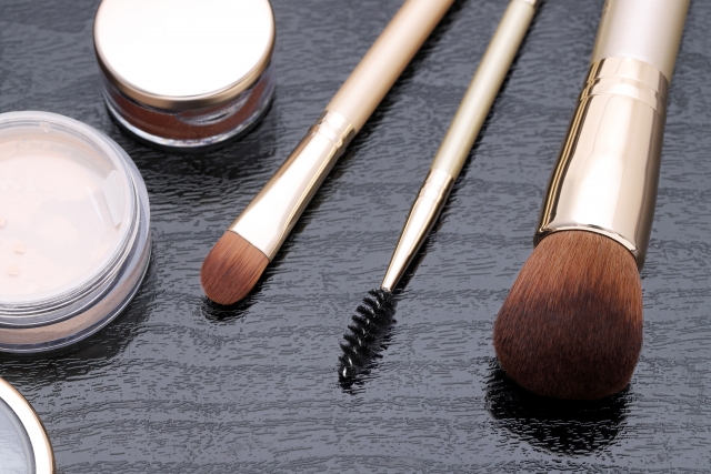 ～ナチュラルに悩みカバー&引き上げ～ マイナス10歳メイク術 ベースメイク編 5/2(土)10:30～