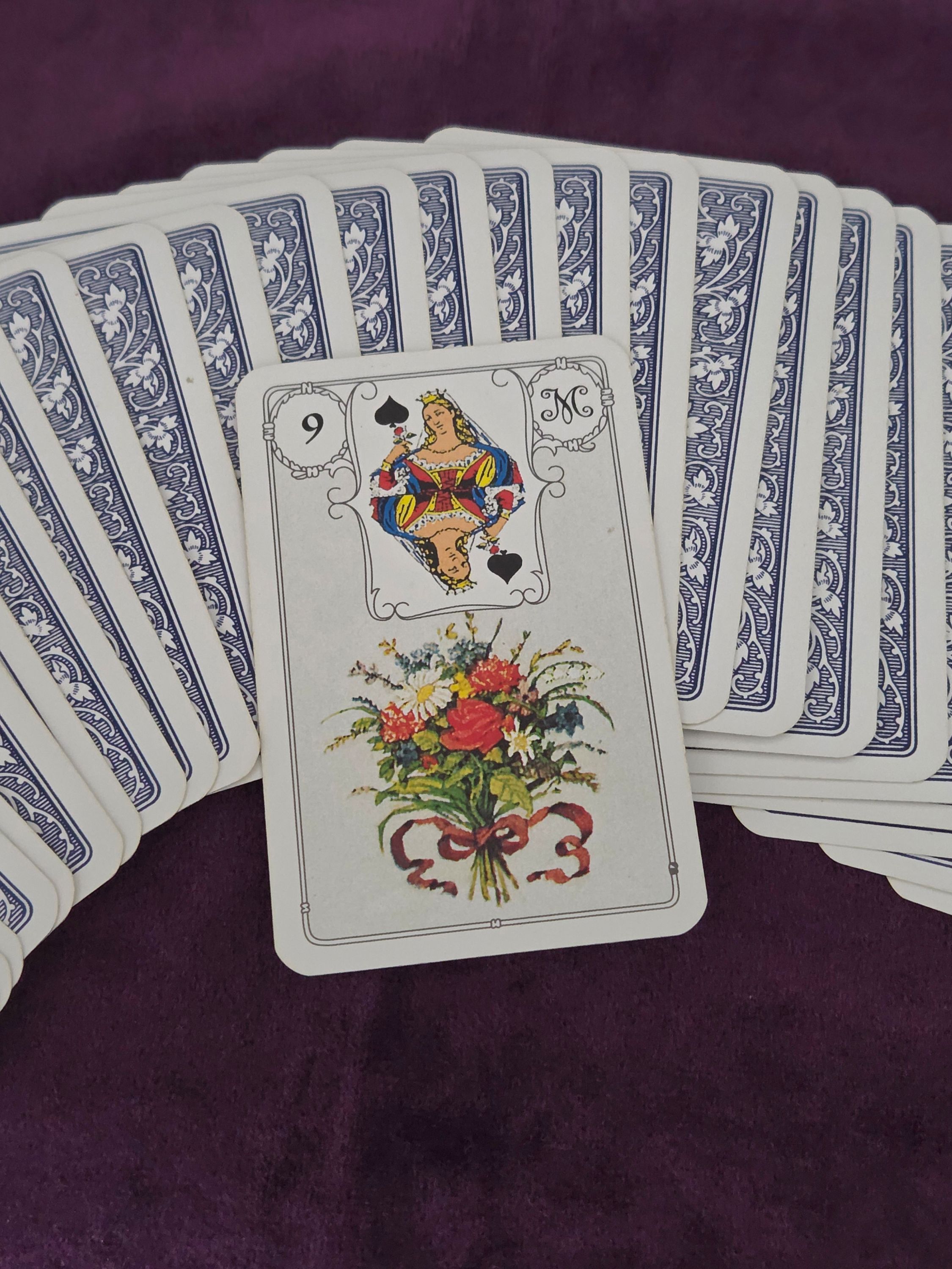 自分で占うやさしいカード占い ルノルマンカード【全6回】 ★春の新講座★3/25(水)特別体験会