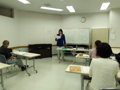 今こそ声に出して詠みたい 「源氏物語」