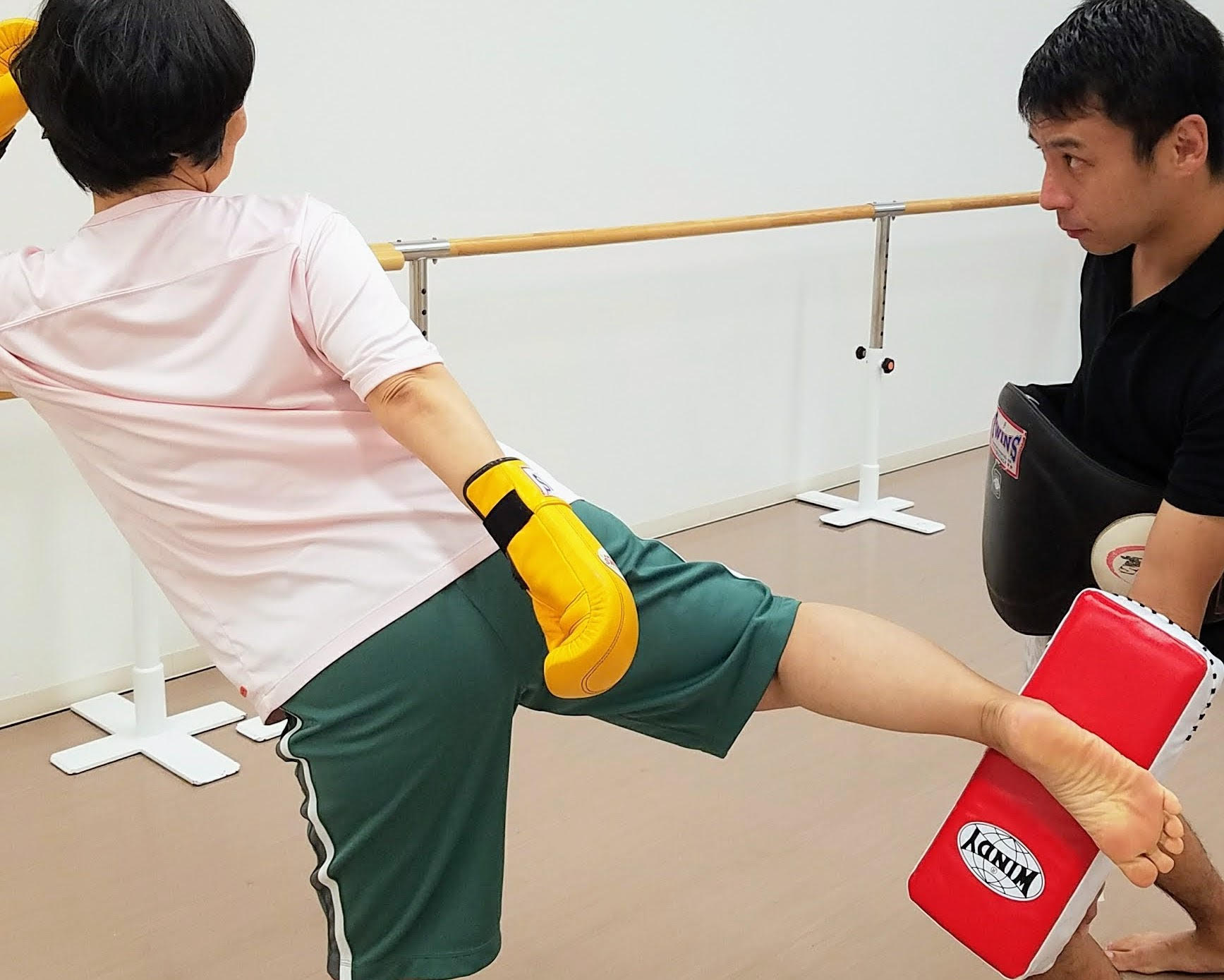 朝からリフレッシュ! 朝のキックボクシング 夏の新講座 5/25・6/8(月)一日体験