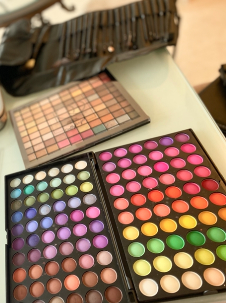 悩み別メイク術で日常が変わる カラー診断付きメイク個人レッスン 夏の新講座 5/31(日)1DAY講座