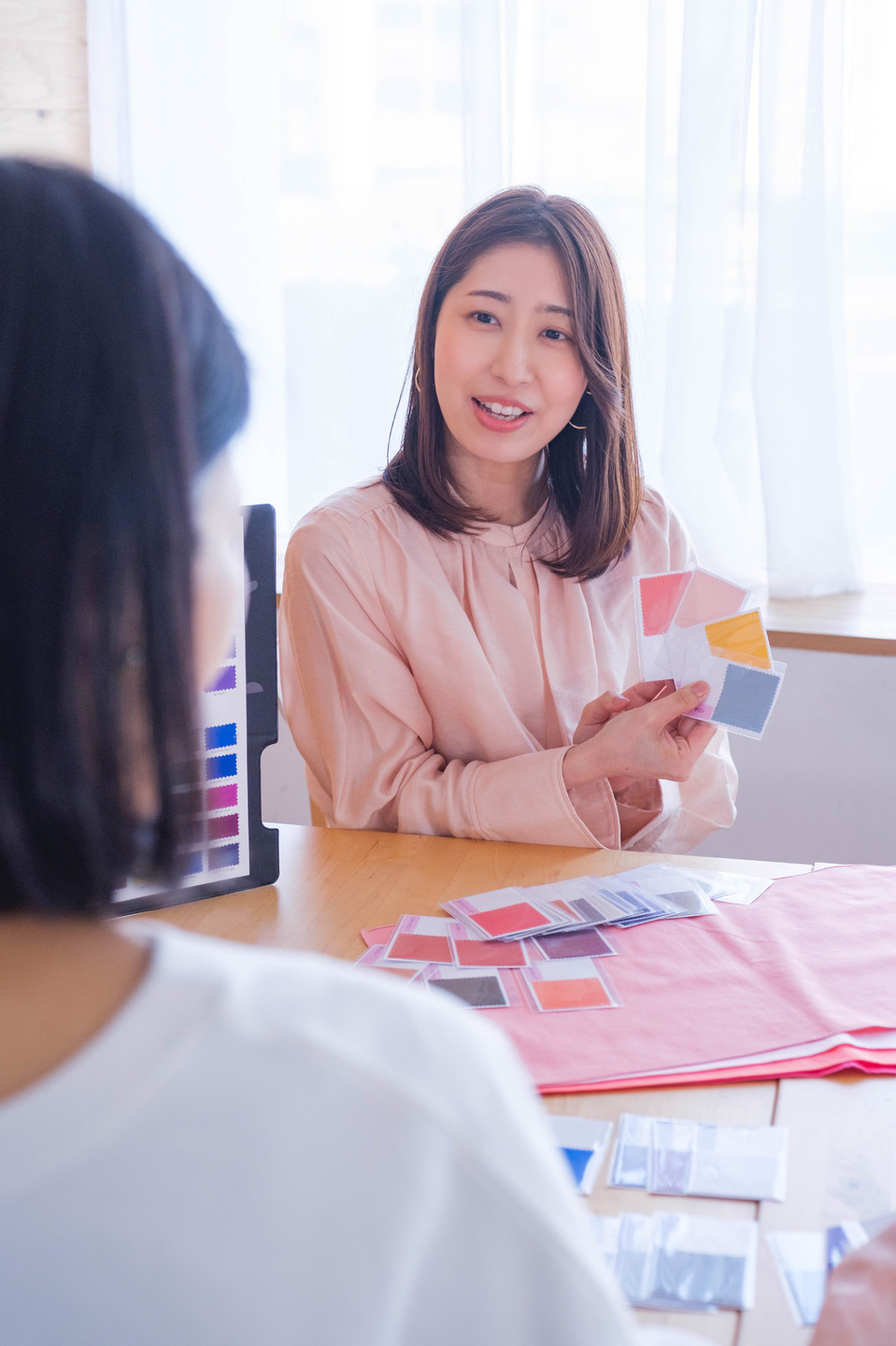 色で変わる!あなたの印象 パーソナルカラー診断(全3回)