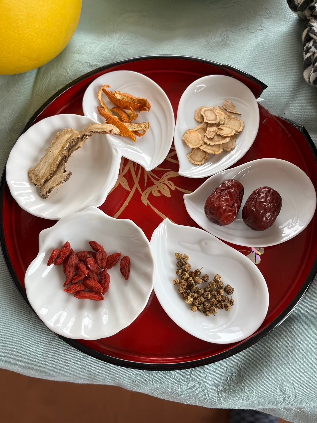 初夏の体を整える やさしい薬膳スープとお茶 5/25、6/29、7/27(月)開催‼