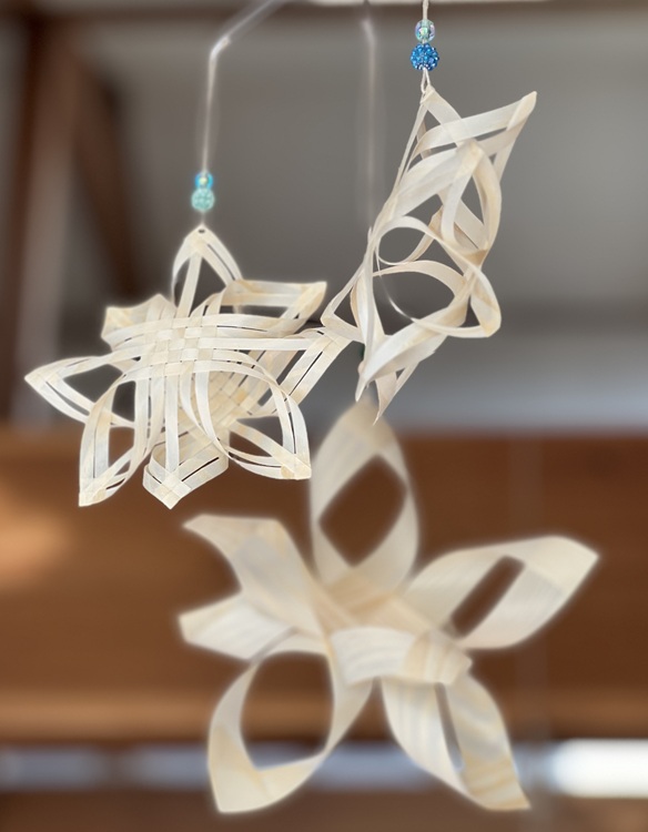 木の香りも楽しむオーナメント 経木でオーナメント3回講座 夏の新講座