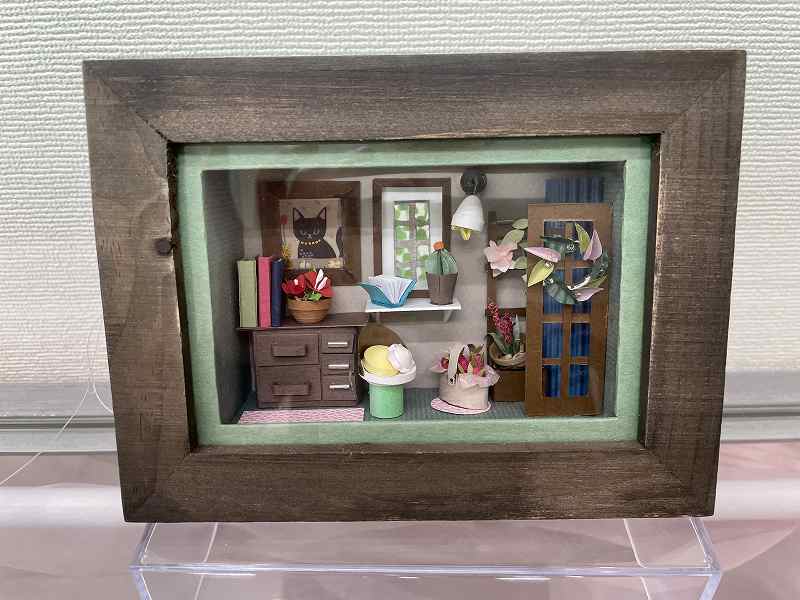 クイリングの要素を ミニチュアペーパーアート