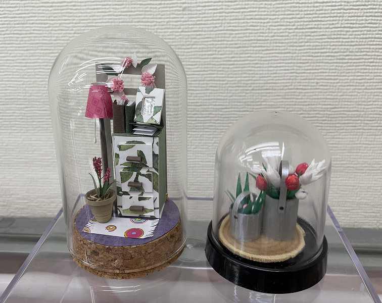 クイリングの要素を ミニチュアペーパーアート