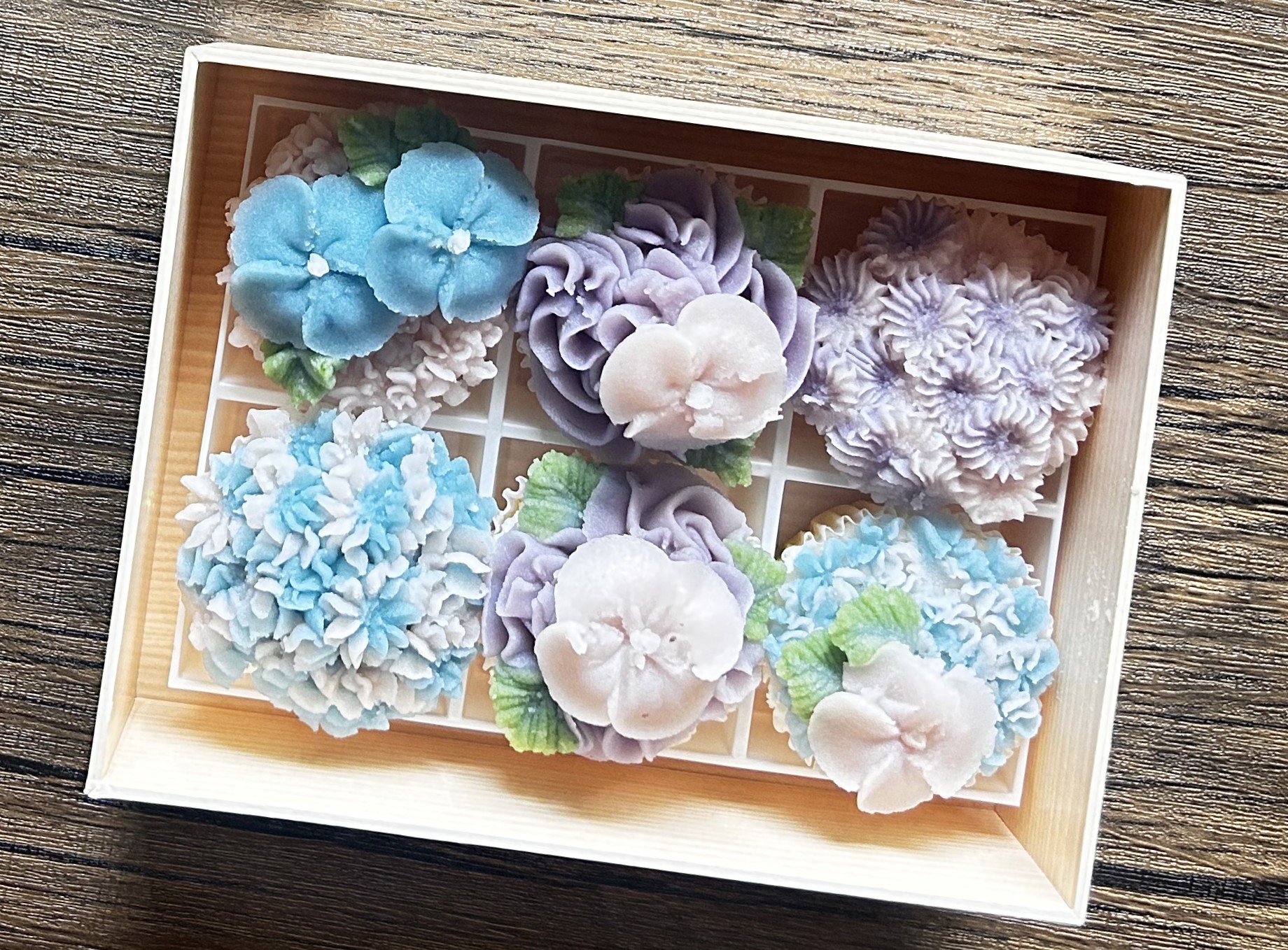 愛犬に贈る手作りおやつ お花のわんこおやつ体験【全3回】 夏の新講座 一日体験 6/26(金)