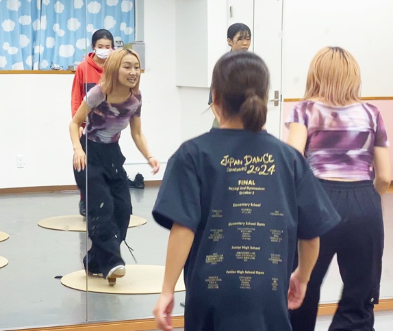 スニーカーから始められるタップダンスレッスン♪ キッズタップ 夏号の新講座5/28(木)特別体験会開催