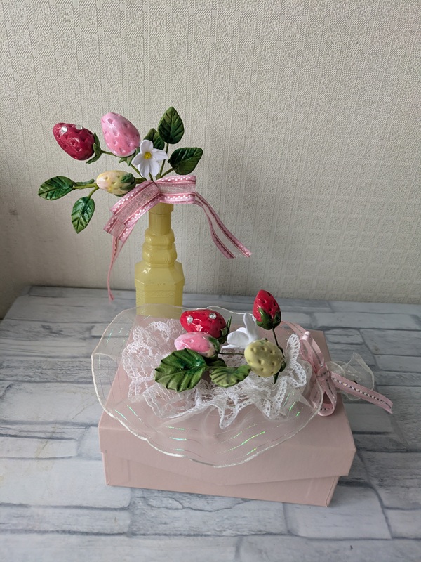 話題沸騰中 樹脂粘土で作るストロベリー 5/27.6/10(水)全2回