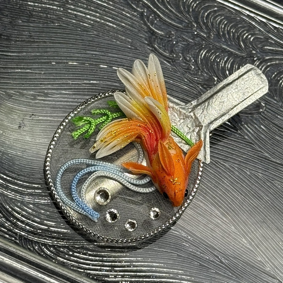 つまみ細工で作る 団扇金魚のブローチ 夏の1DAY講座 6/16(火) 特別体験会