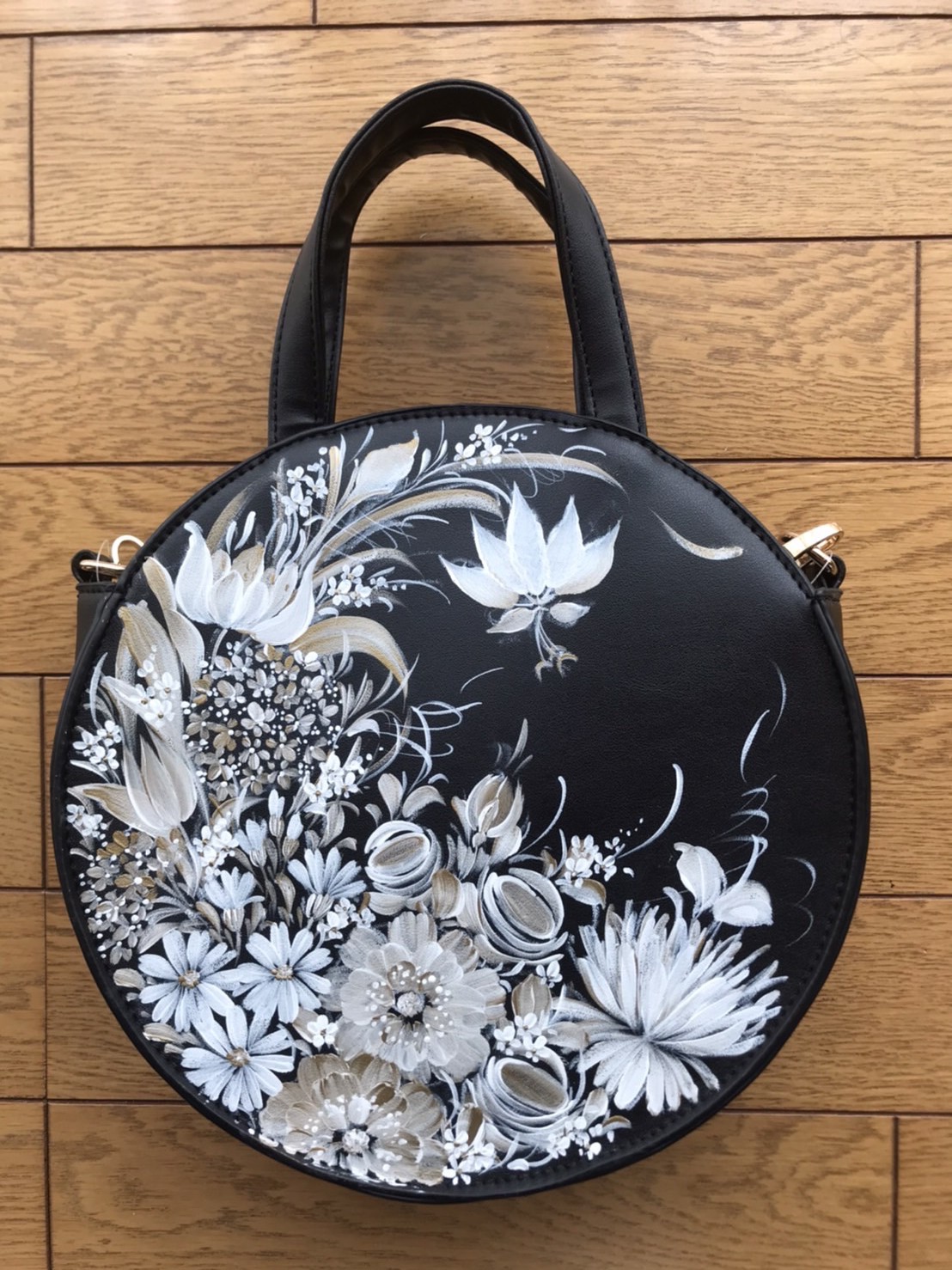 無地の洋服を華やかに ファブリックペインティング 夏の一日体験会 6/8(月)