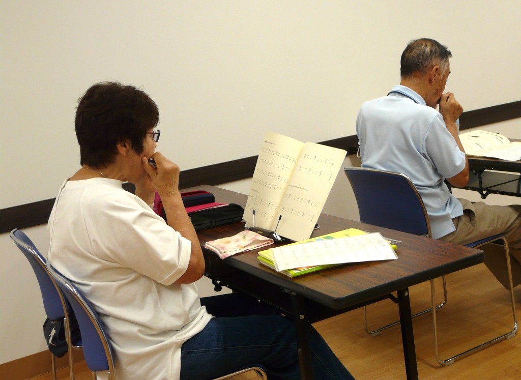 気軽に楽しむ ハーモニカ(土) 夏号おすすめ講座 見学会 5/23(土)・6/13(土) 11:00～11:30