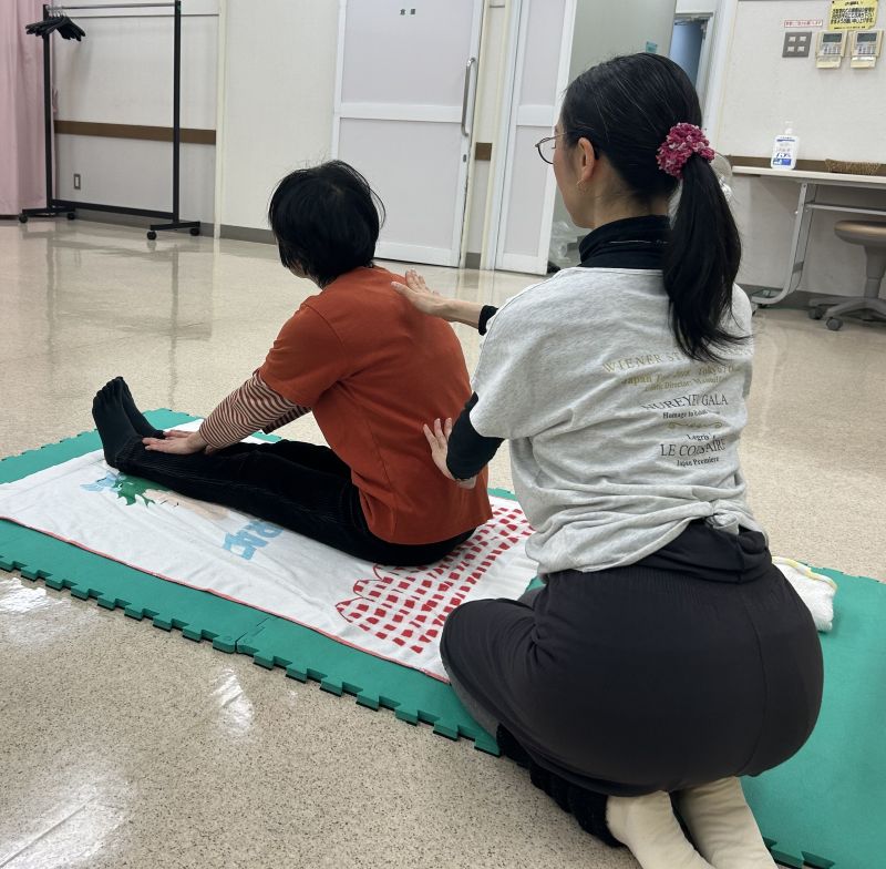 楽しく伸ばします♪ マイペースでストレッチ 夏の新講座 6/23(火)特別体験会