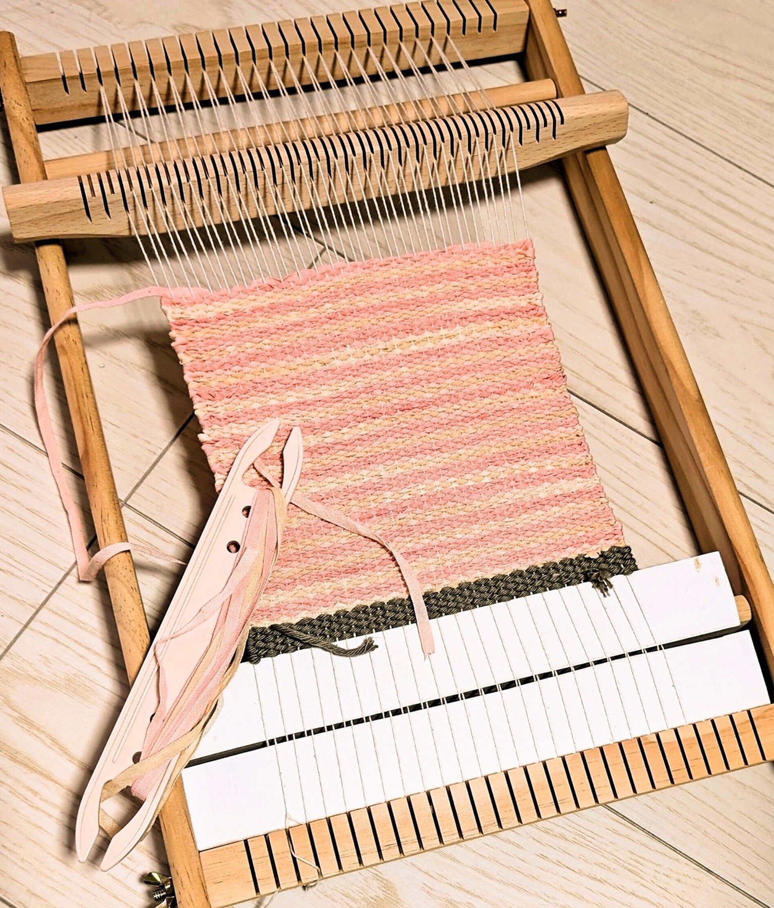 初めてでも不器用でも大丈夫! やさしい手織り 夏の新講座 6/19(金)特別体験会