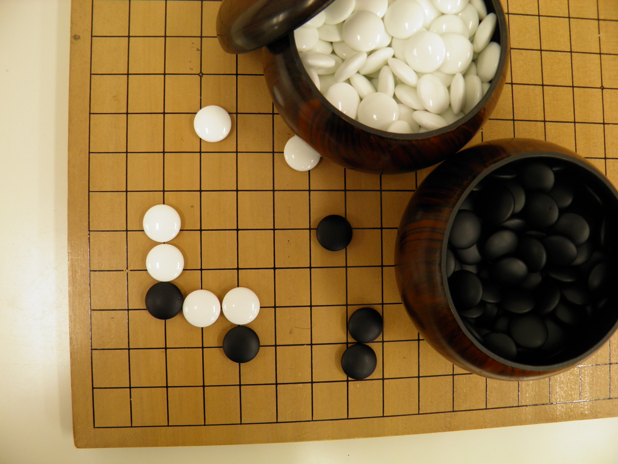 思考力や集中力を育む こども囲碁教室