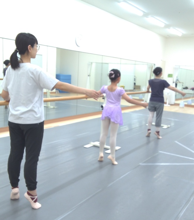 親子参加OK プレバレエ