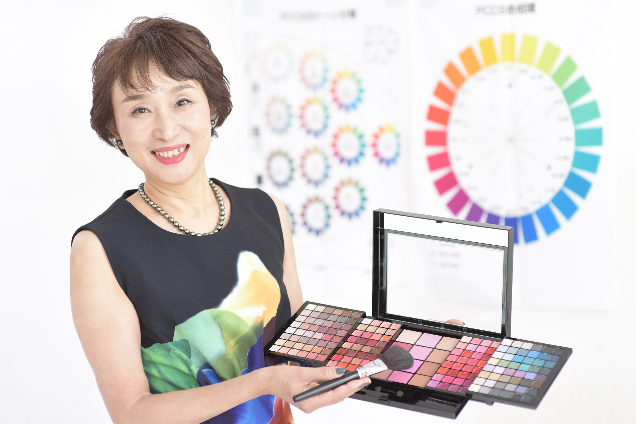 新しい自分を発見!(登録手数料不要!45分個人診断) パーソナルカラー&骨格診断 夏号1day講座6/14(日)