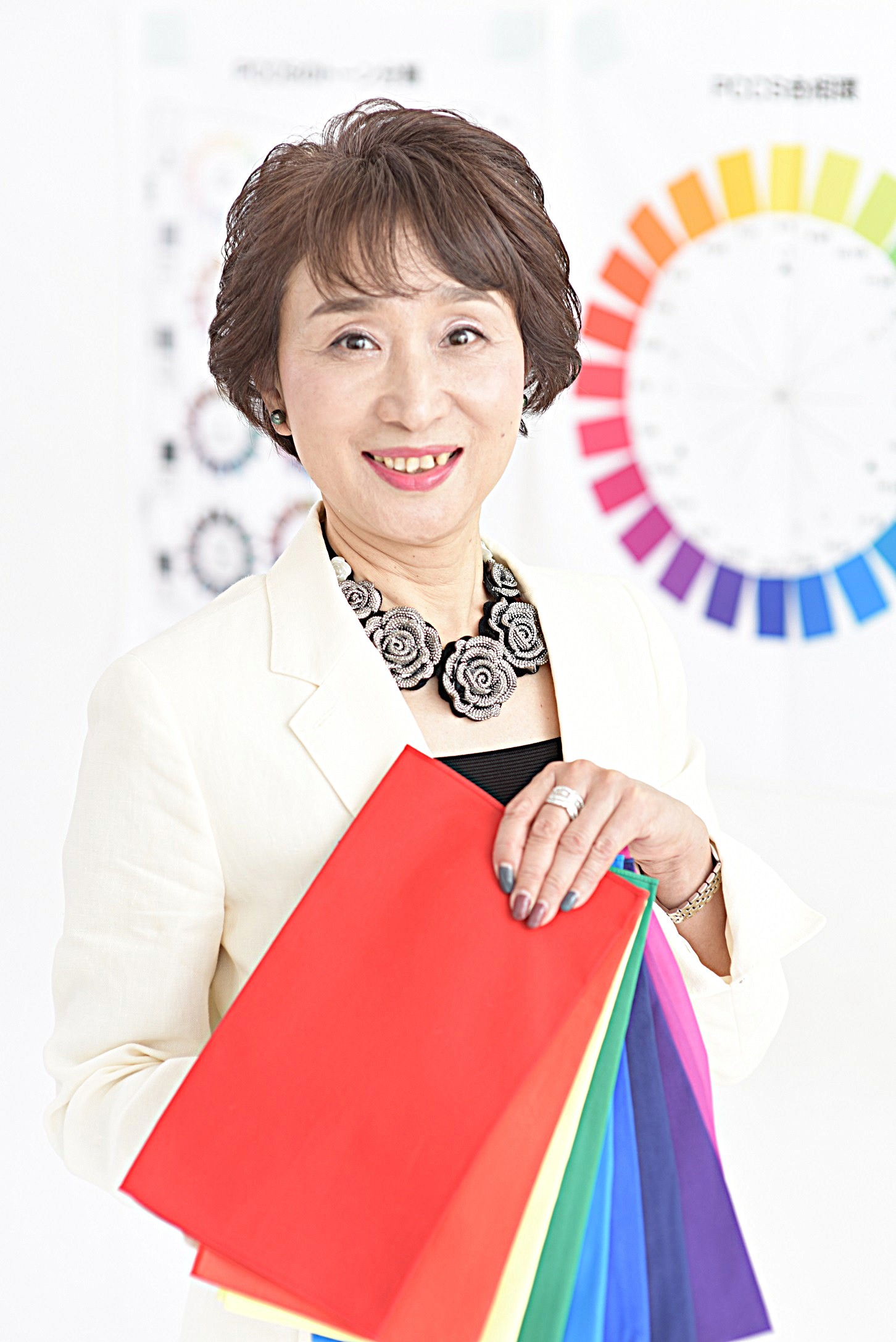 新しい自分を発見!(登録手数料不要!45分個人診断) パーソナルカラー&骨格診断 夏号1day講座6/14(日)