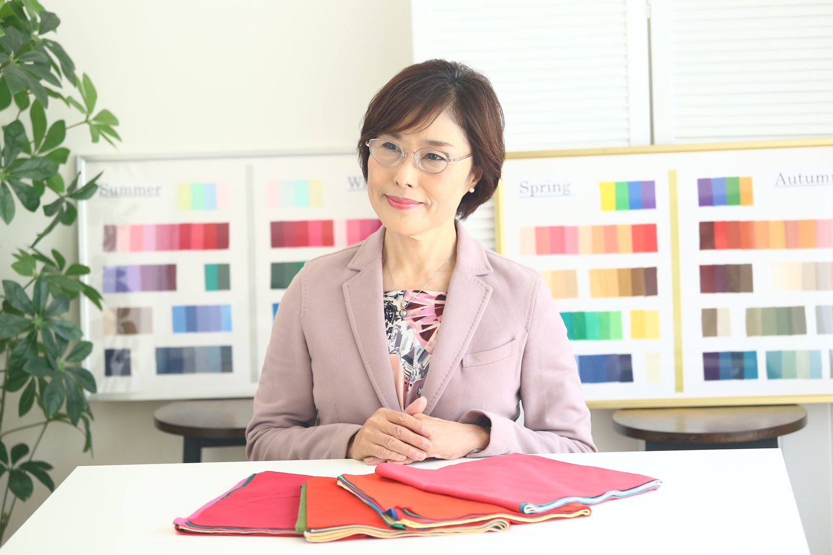 (全3回)似合う色を活かしてセンスアップ パーソナルカラーでおしゃれをアップデート 【夏の新講座】6/11(木)スタート