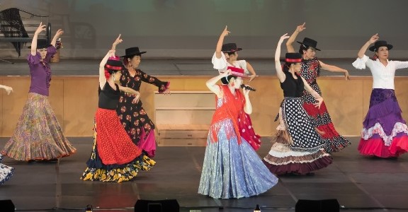 美しい姿勢で フラメンコ入門