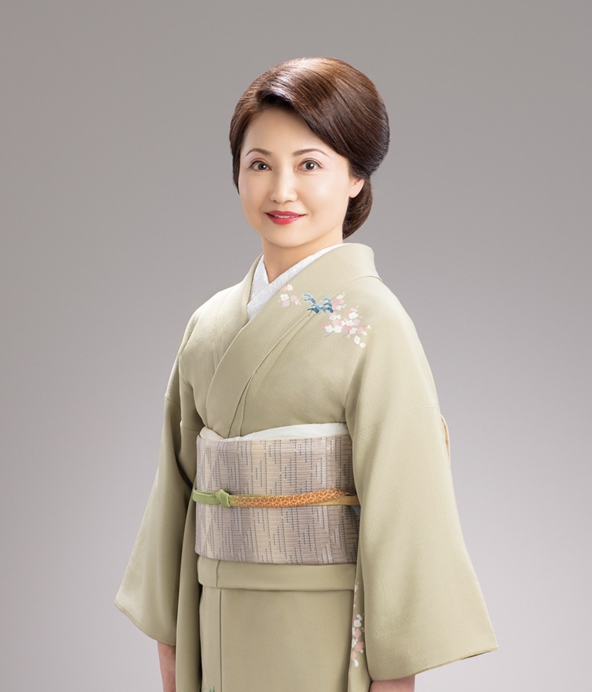 日本の伝統文化を学ぼう 親子でゆかたを着てみよう! 7/31(金) 【受講料】1,100円 【教材費】500円(ゆかたレンタル代)