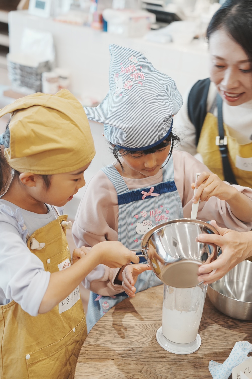 夏休みこども宿題対策 こどもクッキング教室 日程7/25(土) 14:00～15:30 体験費1.100円 教材費2.200円