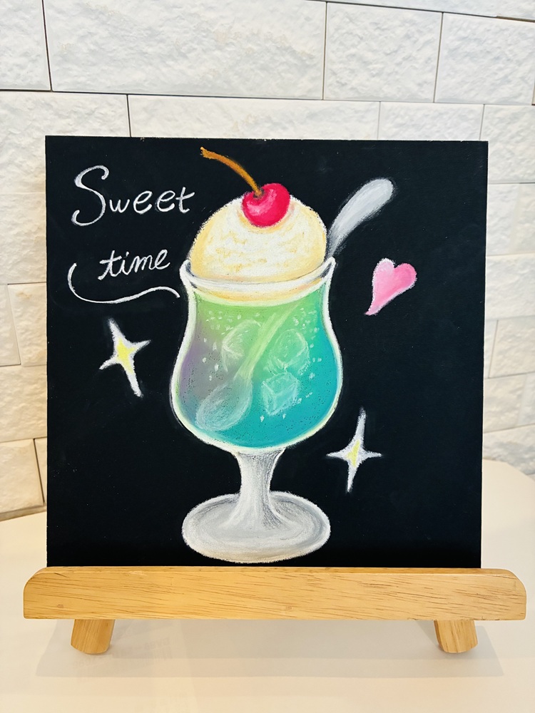 小1～大人まで チョークアート 【日程】 7/28(火)または8/21(金) 受講料2,200円 教材費1,870円
