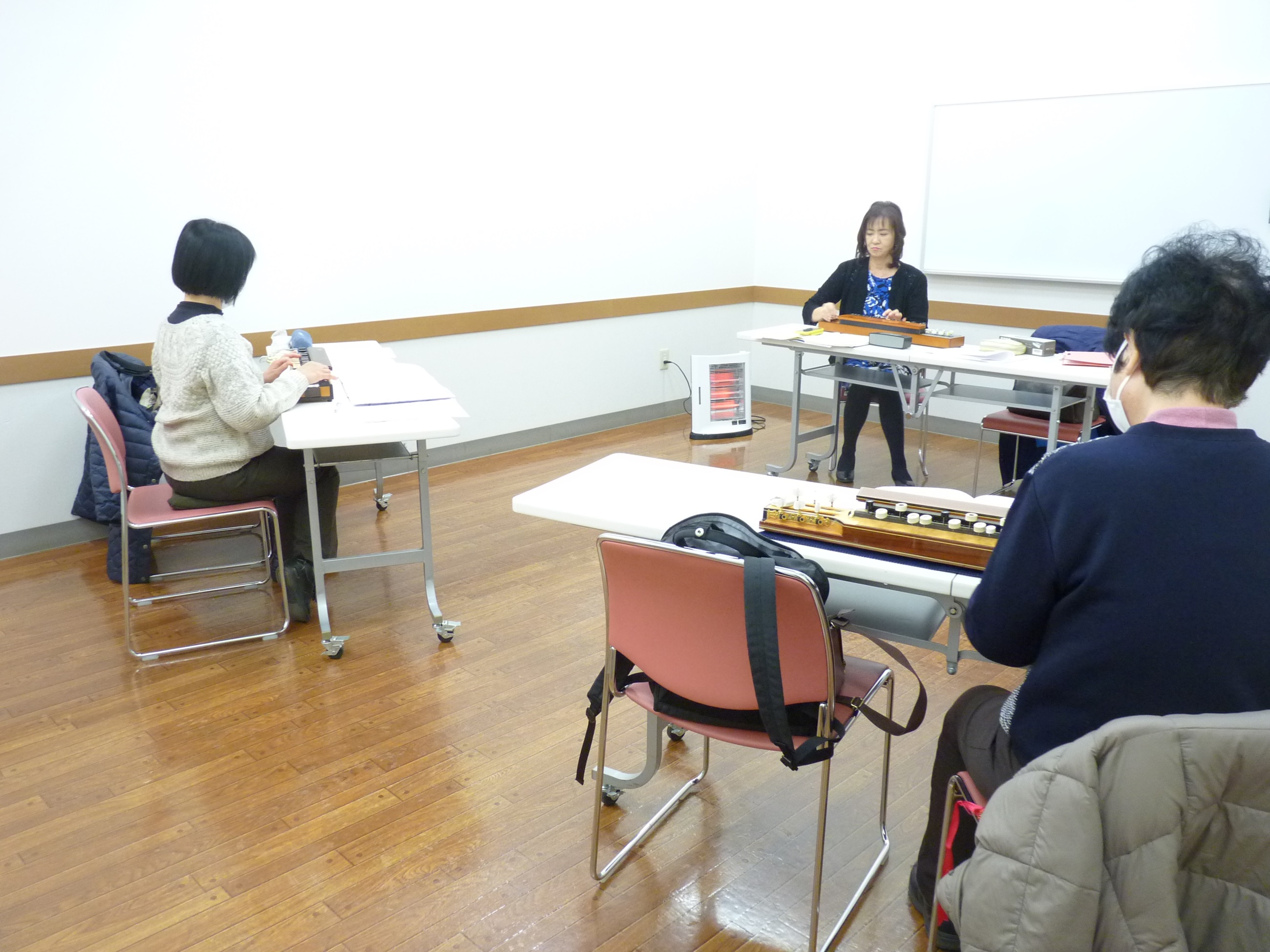 はじめてでも楽しく弾ける 大正琴