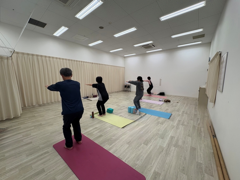 男性のご受講も可 お勤め帰りのリラックスヨガ(水)