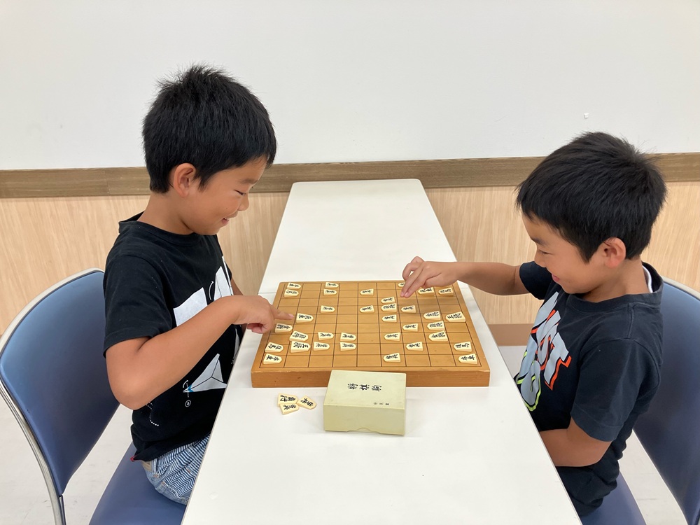 年齢問わず楽しむ! 将棋教室