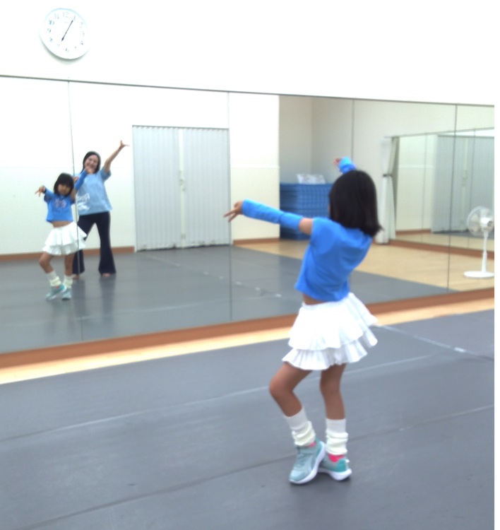 初めてでも楽しい♪ キッズダンス