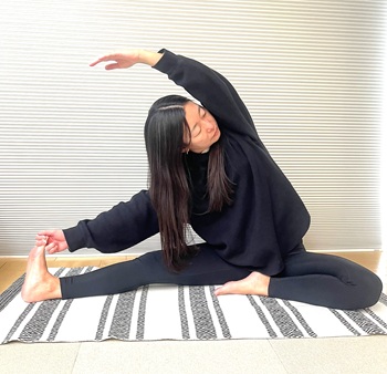 心も体も10才若返ろう シニアヨガ