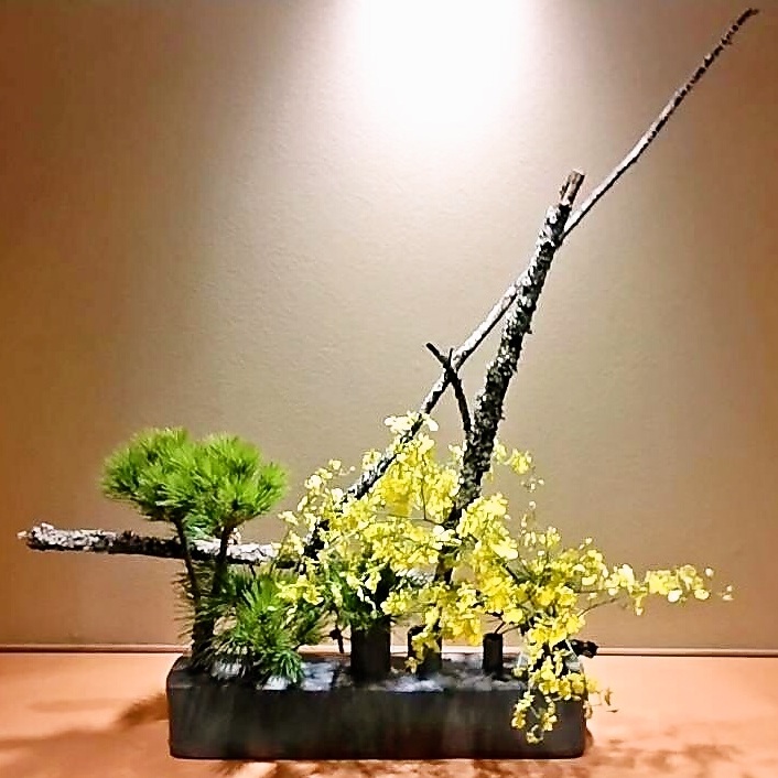 月一回の 草月流いけ花 秋の新講座 10/1(木)特別体験会