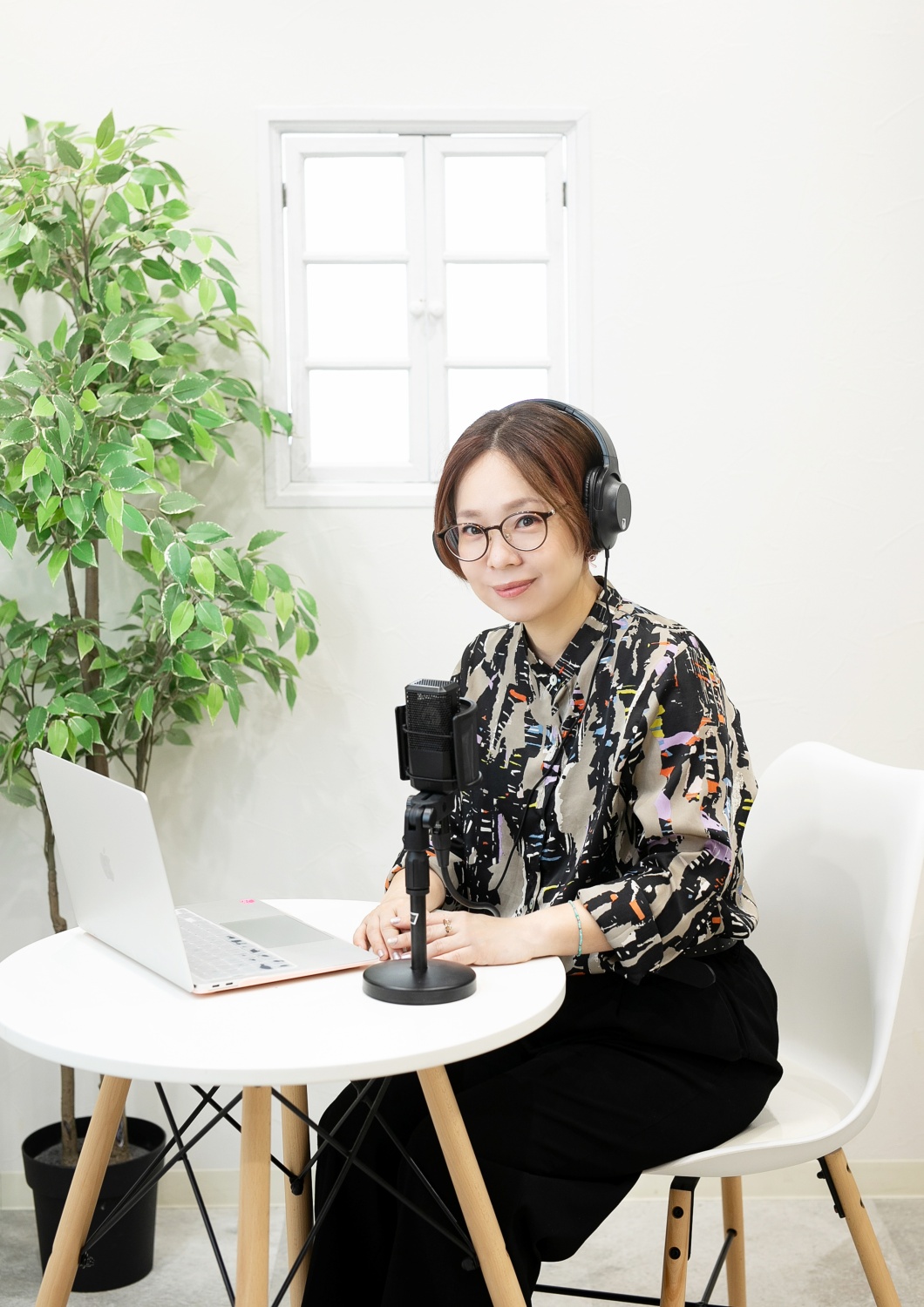 発声・ストレッチで声と心の健康づくり 楽しく脳活!大人の朗読教室
