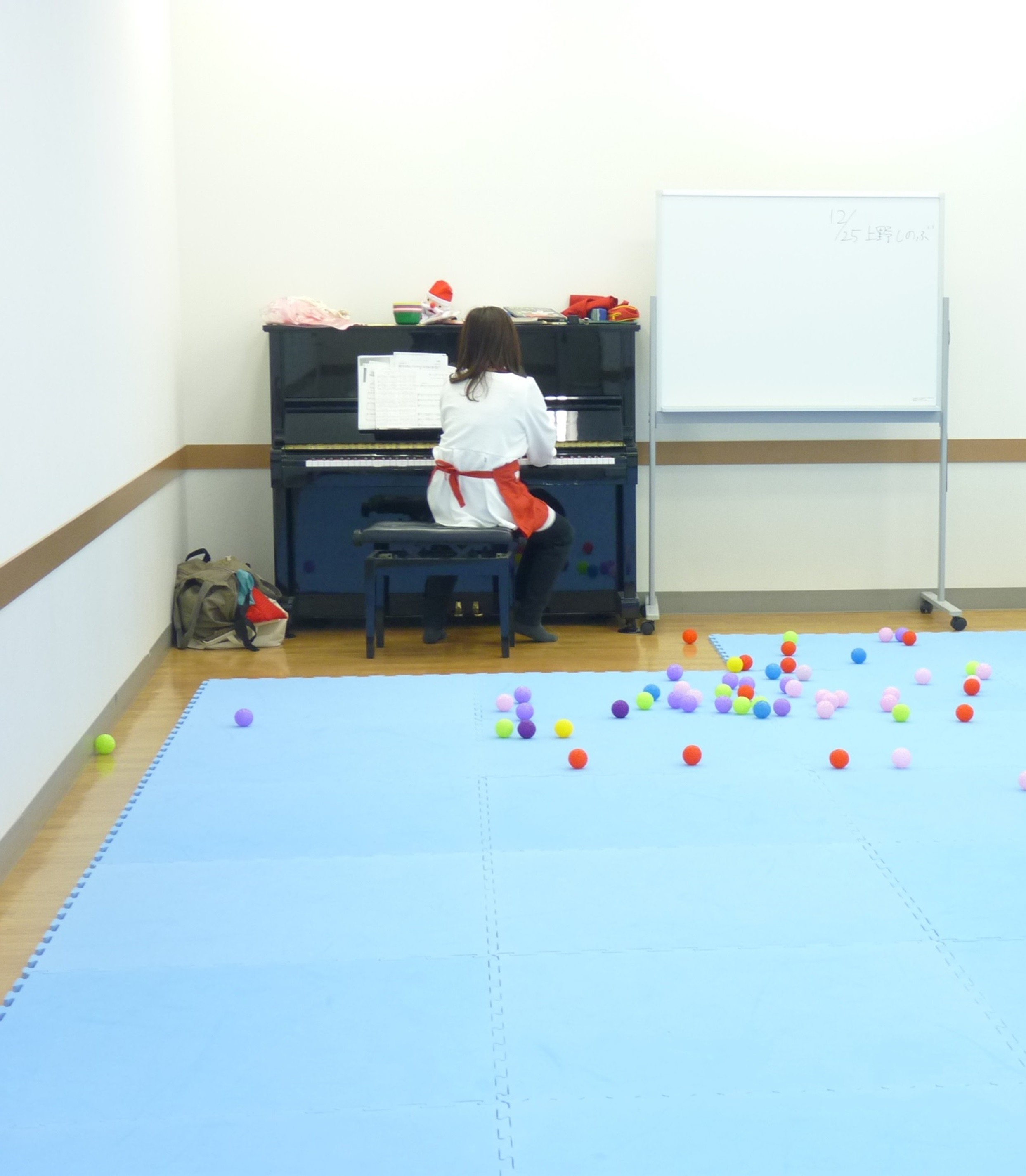 音楽で楽しく学びの芽が育つ 0才からの親子リトミック 6ヵ月〜3才