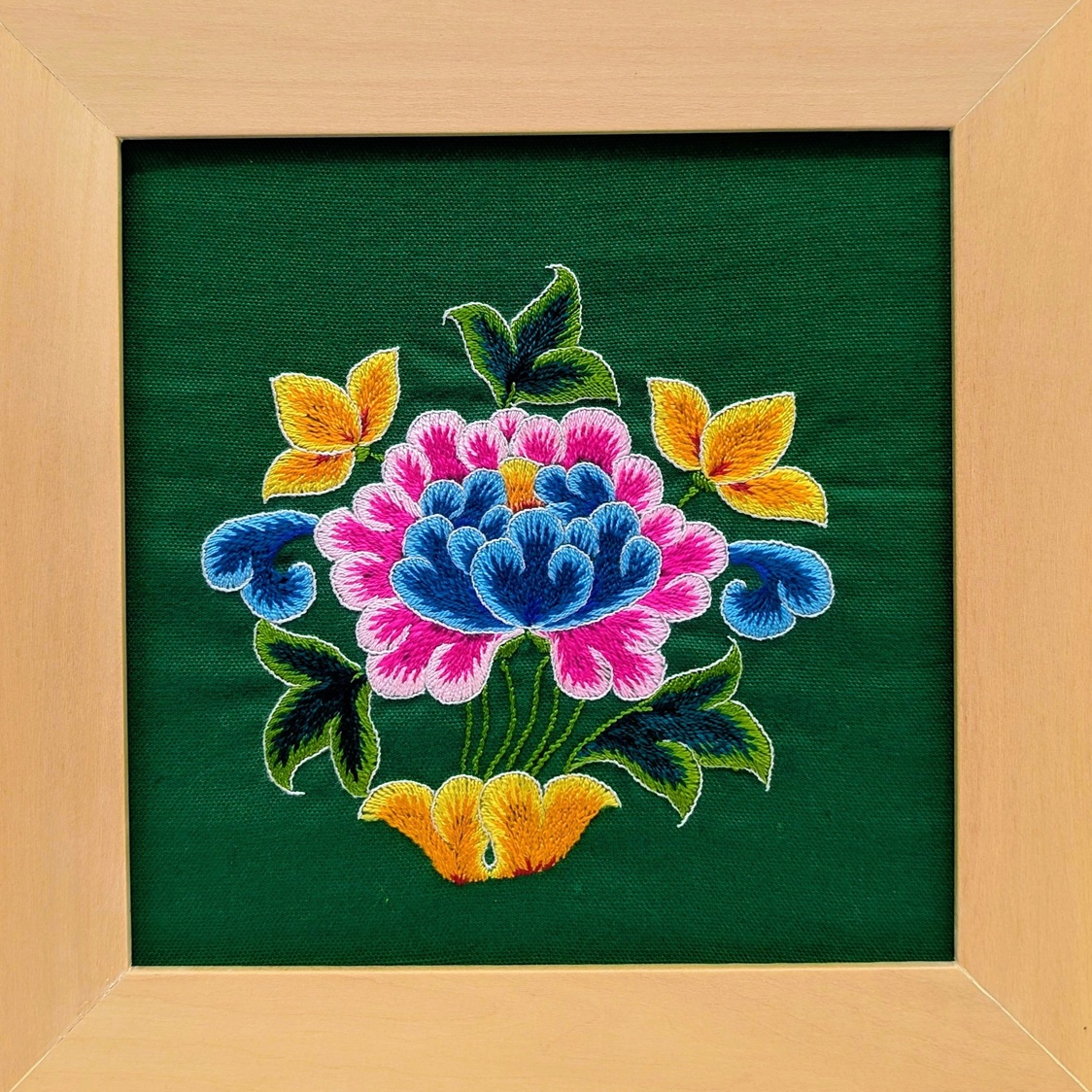 ブータン刺繍 ～絹糸で刺すブータンの仏教美術～