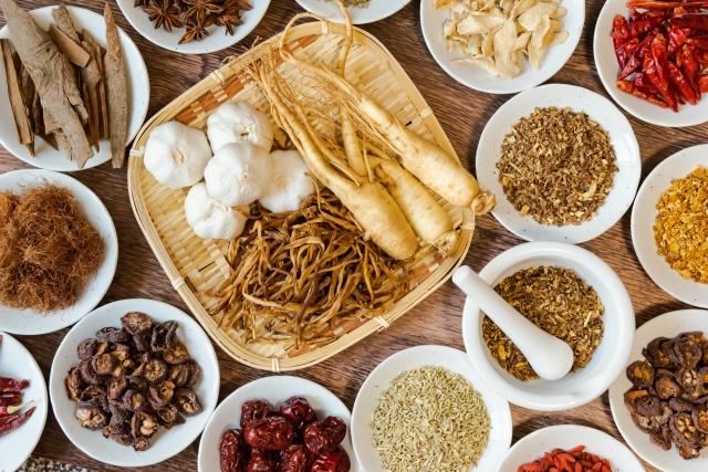 初めてでも大丈夫! 不調を整える薬膳茶(全3回) 【日程】 10/20・11/17・12/15(火)