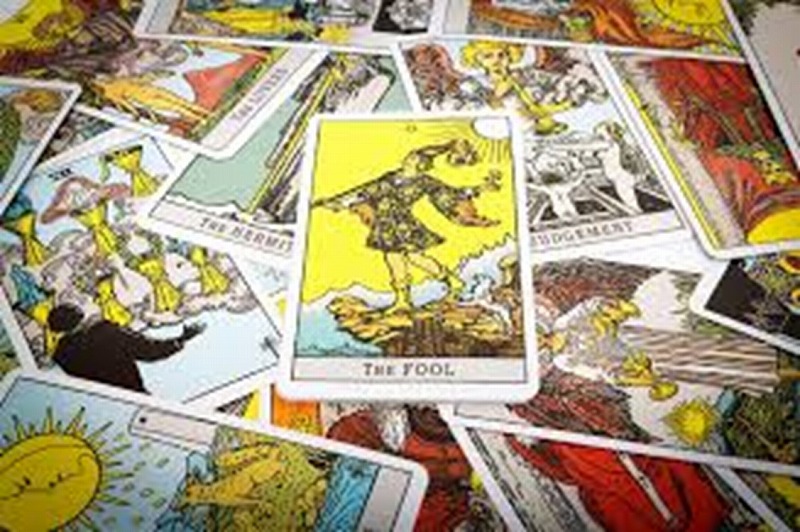 三橋里絵のHAPPY占い タロット入門講座(全3回) 秋の新講座 開講日10月2日(金)・11月6日(金)12月4日(金)開催