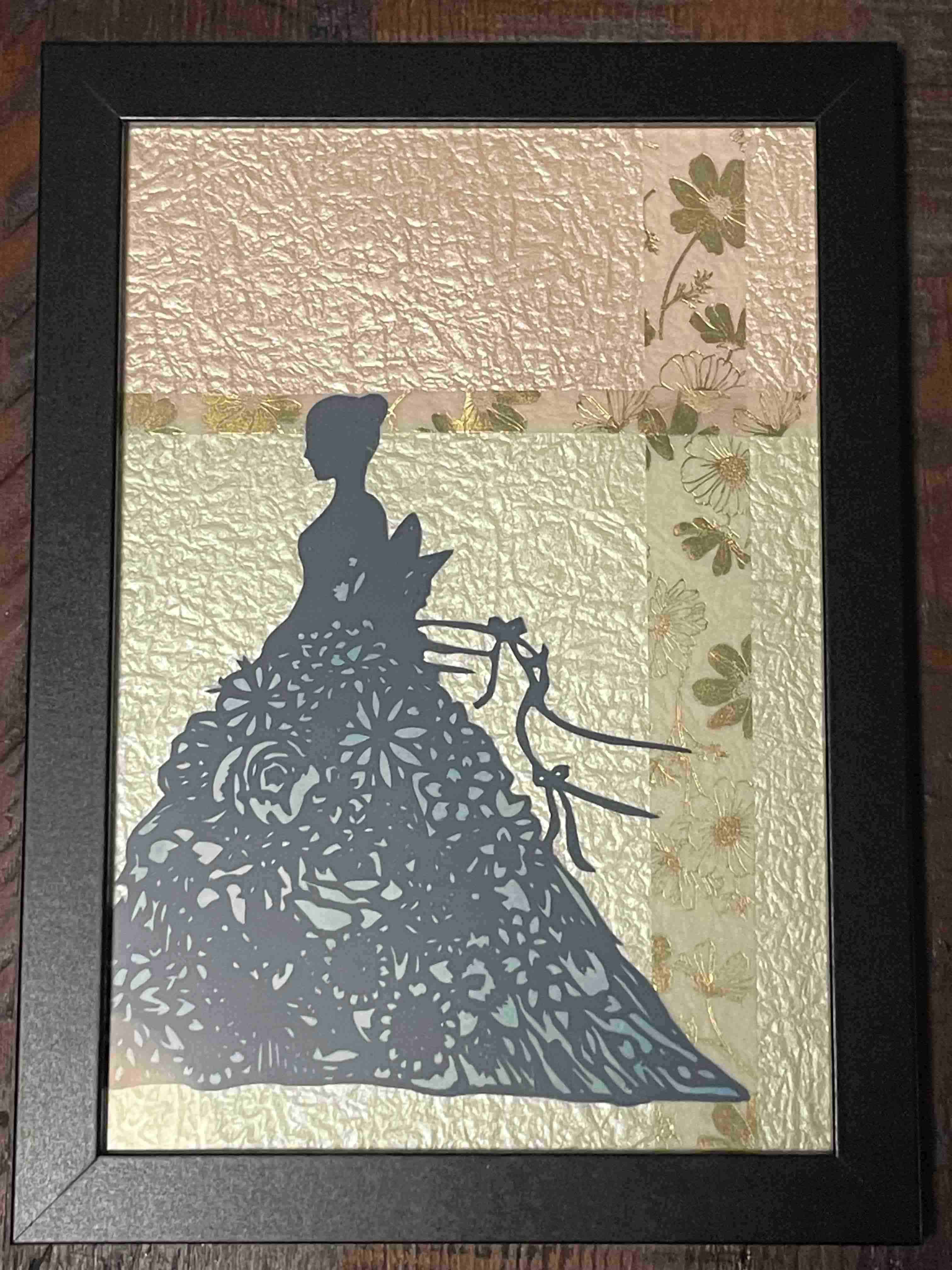 フォトフレームで飾る作品 切り絵とコラージュ講座 秋の新講座特別体験会・10/6(火)13:30～15:30