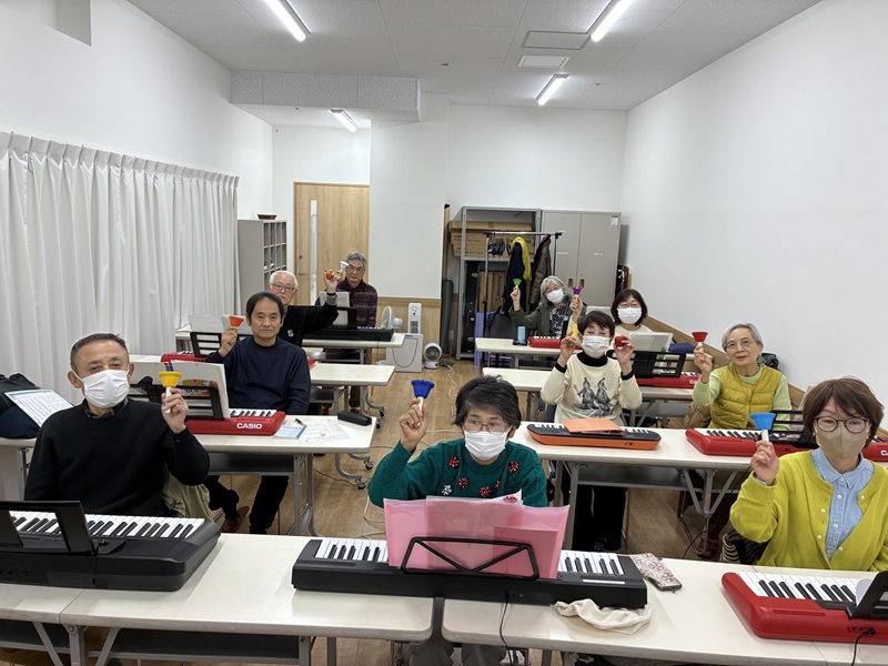 楽しく脳を活性化 シニアの脳トレピアノ®