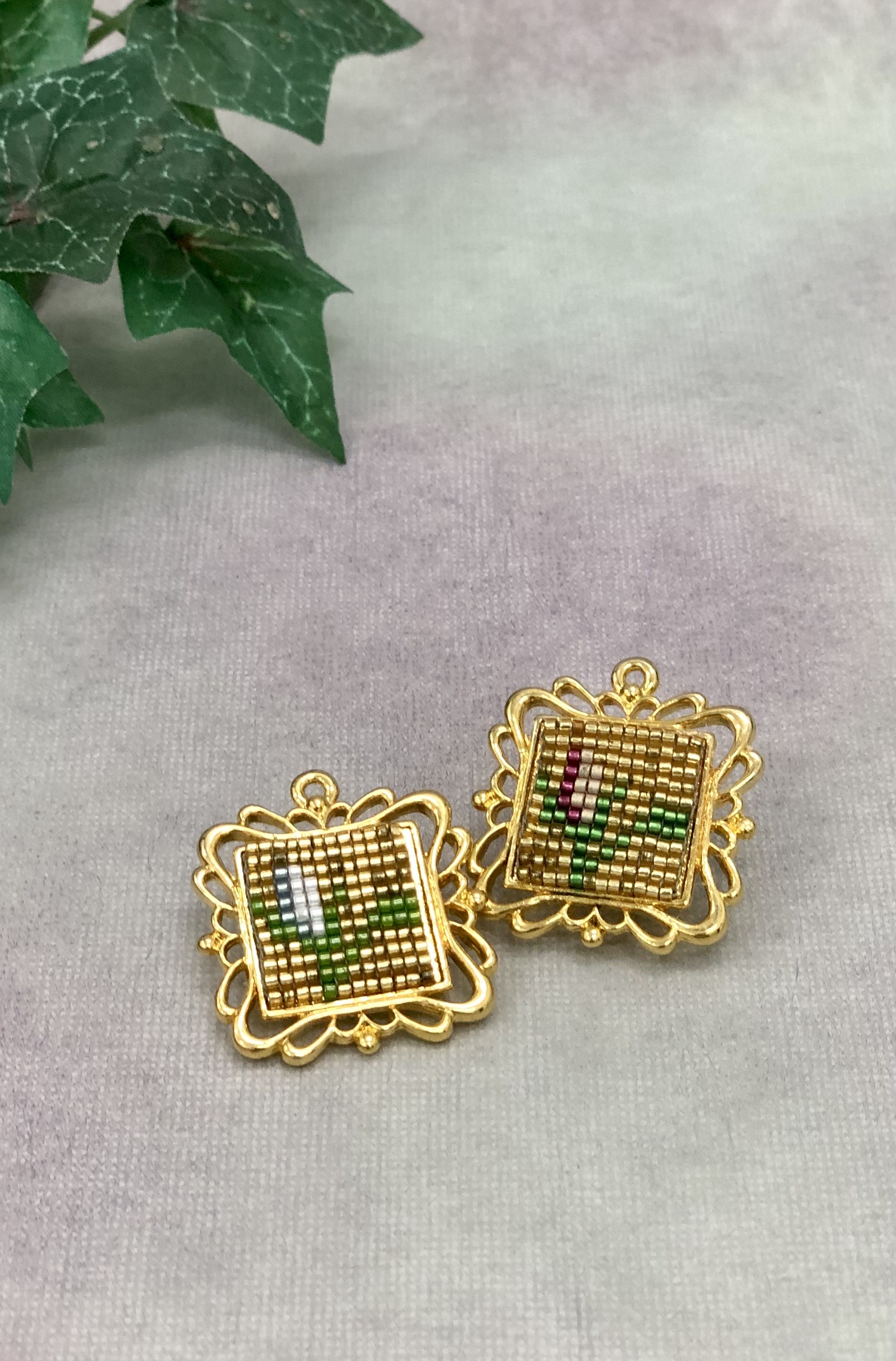 デリカビーズ織り