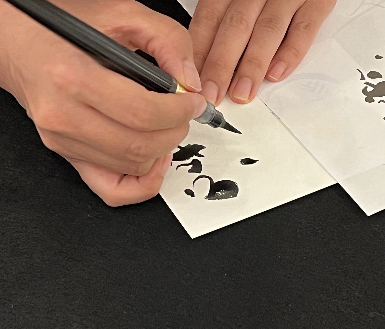 心と心を結ぶ結び筆 季節の筆文字