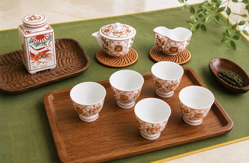 テーブル席で気軽に はじめての煎茶道 秋号新講座 10/14(水)特別体験会